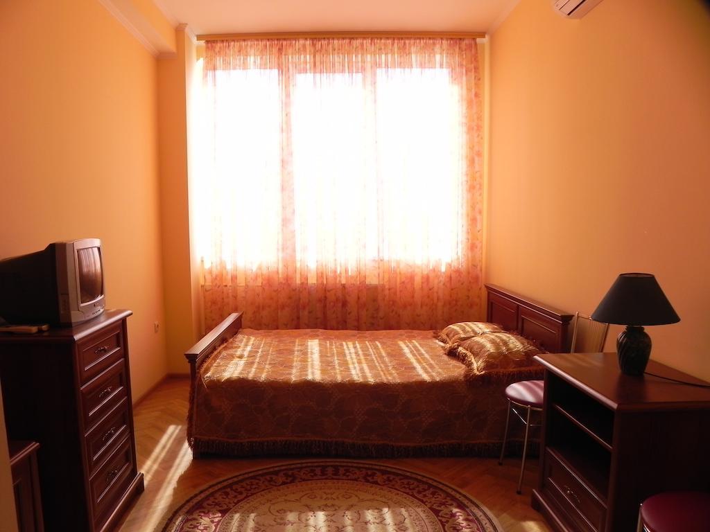 Blaz Hotel Odessa Ngoại thất bức ảnh